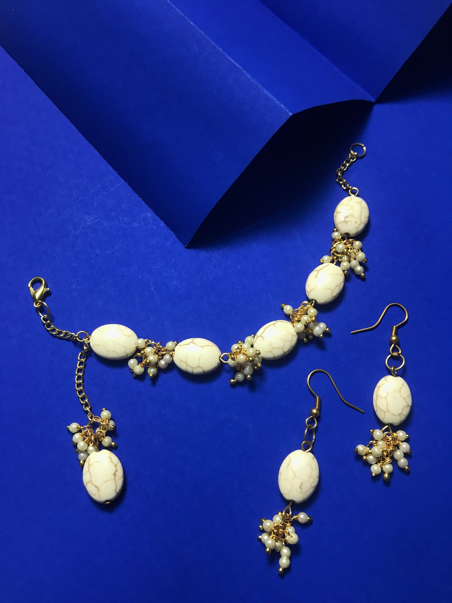Handmade White Stone Bracelet & Earrings Set with Pearl Beads
