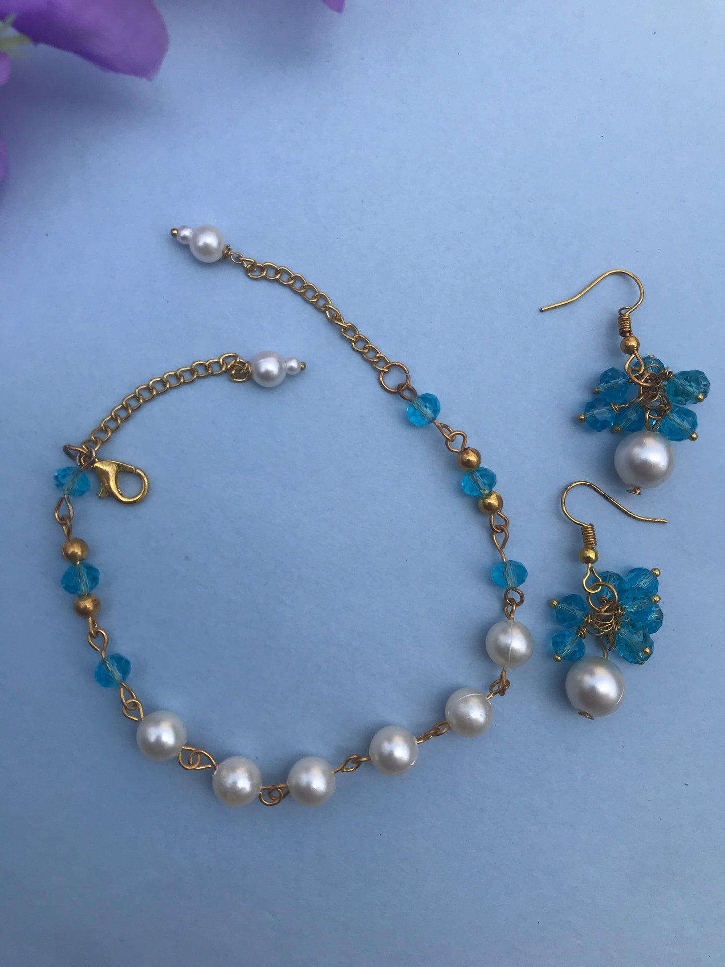 Pearl & Crystal Bracelet and Earrings Set