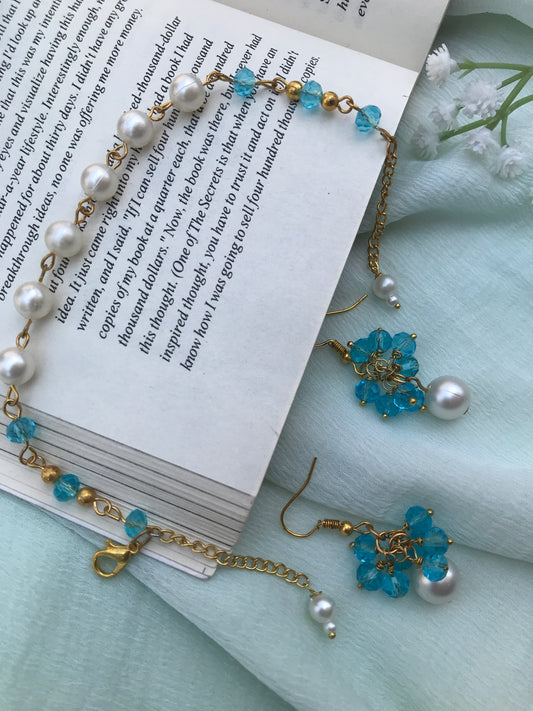 Pearl & Crystal Bracelet and Earrings Set