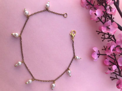 Mini White Pearl Bracelet for Women | Dainty Pearl Chain Bracelet